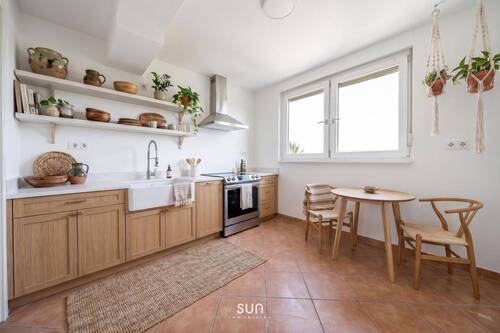 KÜCHE (Beispieleinrichtung) - Etagenwohnung mit 82,00 m&sup2; in Rüsselsheim am Main zum Kaufen