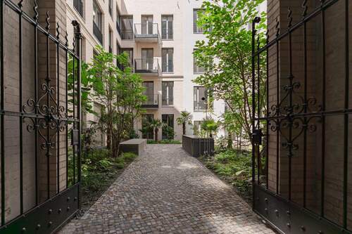 Glint-outside_072024-19.jpg - 