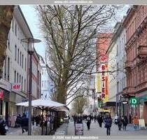 +++ WI-KIRCHGASSE präsentiert; Ausstelungsfläche in 1A-Lage der Wiesbadener Innenstadt +++