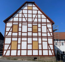 Ausbauobjekt, Mehrfamilienhaus als Rohbau, Fassade neu, NEUE FENSTER inklusive! - Wolfhagen Viesebeck