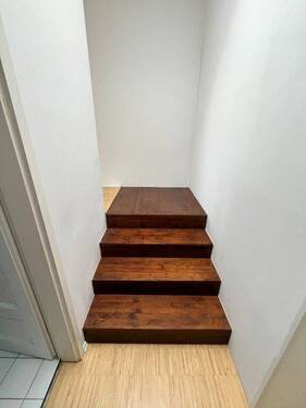 kl.Treppe_mit_4_Stufen - 