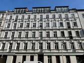 Haus_vorn_mehr_mittig. - 3 Zimmer Terrassenwohnung zum Kaufen in Berlin