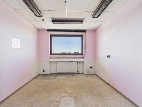 Kinderzimmer (aktuell Büro 4) - 