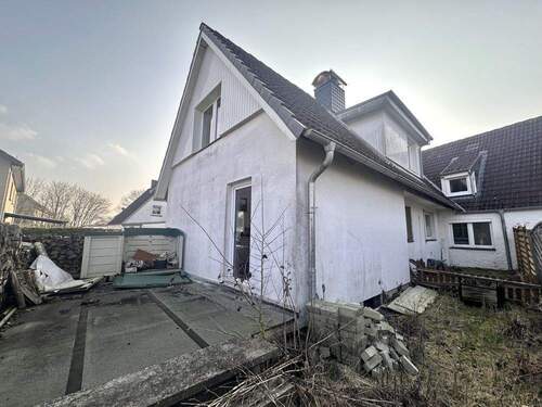 Die baldige Terrasse? - 4 Zimmer Doppelhaushälfte in Timmendorfer Strand