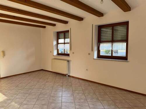 Blick ins Esszimmer - 