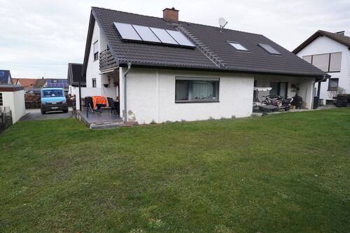 Außenansicht - Mehrfamilienhaus, Wohnhaus mit 190,00 m&sup2; in Ehingen zum Kaufen