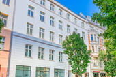 Fassade 1 - 3 Zimmer Etagenwohnung zum Kaufen in Berlin