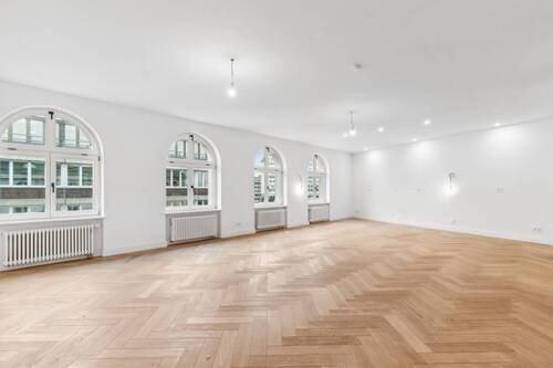 Wohnung 2 - 3 Zimmer Etagenwohnung in Berlin
