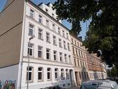 DSCN0122 - Großzügige 3-Zimmer mit Abstellraum, Laminat, Riesenküche, EBK und Wannenbad in uninaher Lage!!