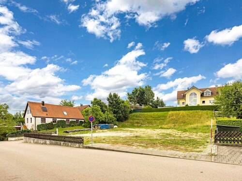 Ansicht von der Straße - Grundstück in Ilmmünster