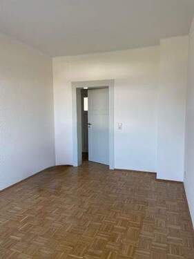 Schlafzimmer Muster - 1 Zimmer Etagenwohnung in Taucha