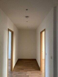 Flur - 3 Zimmer Etagenwohnung in Bitterfeld-Wolfen