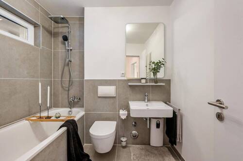 Badebereich - Etagenwohnung mit 54,00 m&sup2; in Frankfurt zum Kaufen