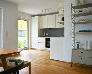 Moderne 2-Zimmer-Wohnung mit Terrasse, Parkett & stilvollem Bad - Musterwohnung geöffnet! - Erding