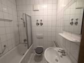 Bad - Etagenwohnung mit 61,00 m² in Gera zum Kaufen