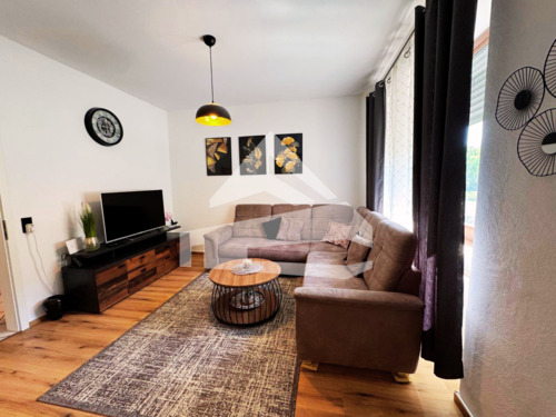 Wohnzimmer 1.png - 5 Zimmer Einfamilienhaus zum Kaufen in Ralingen