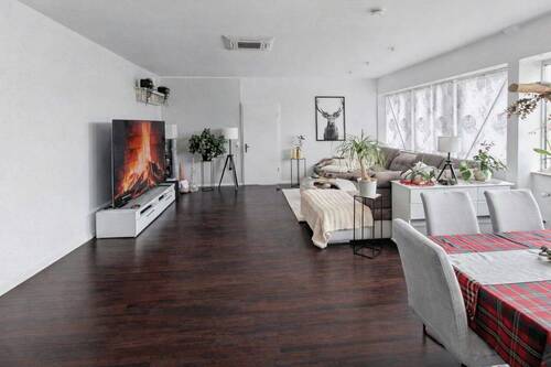 Wohnzimmer - Exklusives Einfamilienhaus mit Spa und Loft-Charakter nahe Berlin