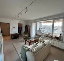 Gepflegte Eigentumswohnung mit Aussicht und in toller Lage, plus 2 Loggien zu 2 Seiten, Tiefgarage, Aufzug usw. - Eckernförde