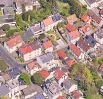 Frankfurt-Seckbach: Komfortables Mehrfamilienhaus mit charmantem Hofhaus - großzügiger Ausbau möglich - Frankfurt am Main