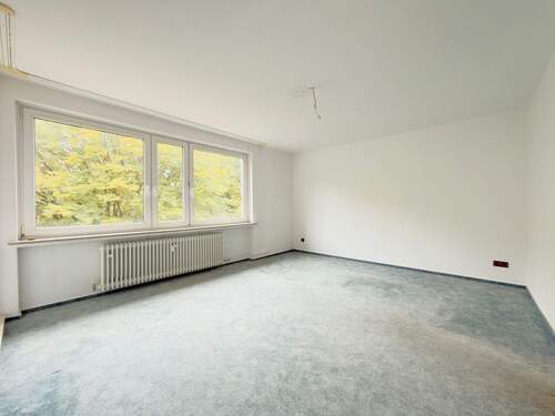 Wohnzimmer - 3 Zimmer Etagenwohnung in Bremen