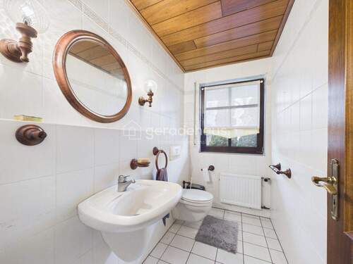 CAM03818G0-PR0073-STILL029 - 