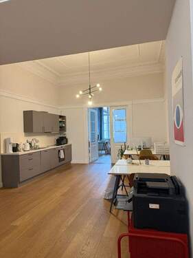 offene Küche - Büro in Lübeck