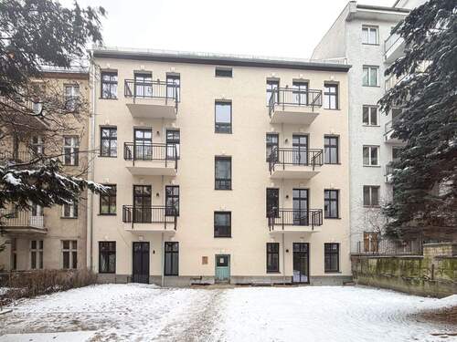 Hinterhaus - 1 Zimmer Etagenwohnung in Berlin