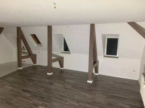 Wohnzimmer - 3 Zimmer Etagenwohnung in Werdau