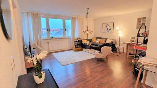 Wohnen - 2 Zimmer Etagenwohnung zur Miete in Mannheim