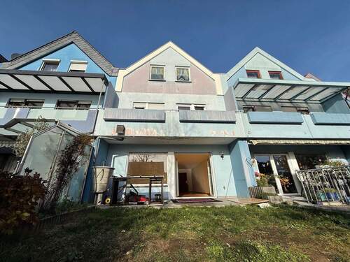 Rückansicht - 4 Zimmer Reihenmittelhaus zum Kaufen in Mannheim
