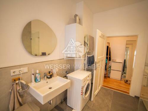 Badezimmer Ansicht 2 - 