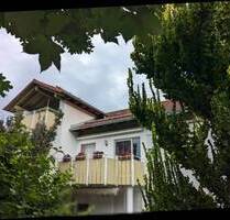 Wohntraum pur ! Exklusive Wohnung mit großem Balkon in Sauerlach