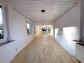 Wohn- und Esszimmer - 2 Zimmer Etagenwohnung zur Miete in Stuttgart / Stuttgart-Ost