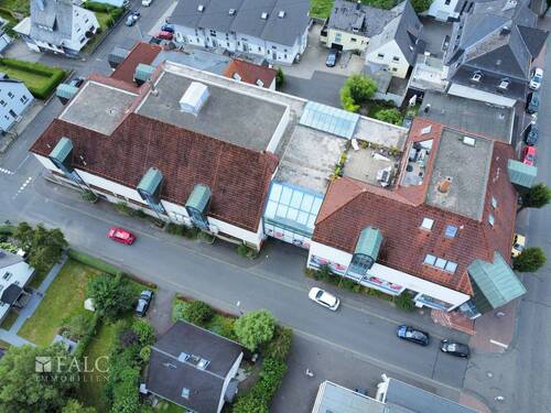 Straßenansicht - 