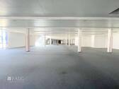 leere Gewerbeeinheit - 