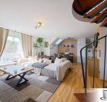 2 Etagen, Dachgeschosswohnung mit Galerie und Tiefgaragenstellplatz, neu renoviert, hochwertige Einbauküche - Waldshut-Tiengen