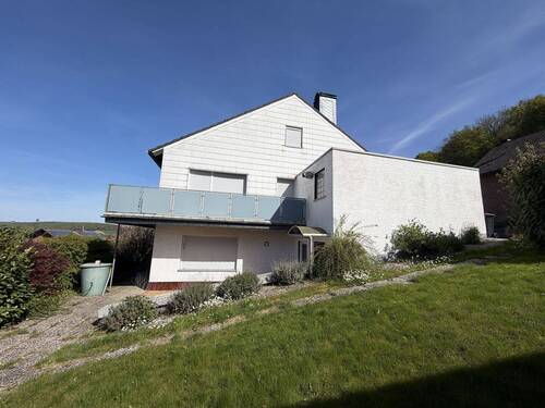 Seitenansicht - Einfamilienhaus mit 134,00 m&sup2; in Lichtenau / Atteln zum Kaufen