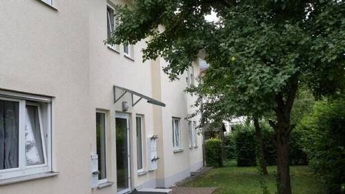 Hauseingang - TOP- Lage, Nähe Klinikum , gemütliche 2ZKB- Wohnung, voll möbliert