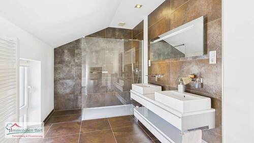 Badezimmer DG - 