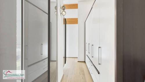 Ankleide Elternschlafzimmer DG - 