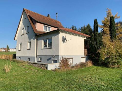 Ansicht - 6 Zimmer Einfamilienhaus zum Kaufen in Bisingen