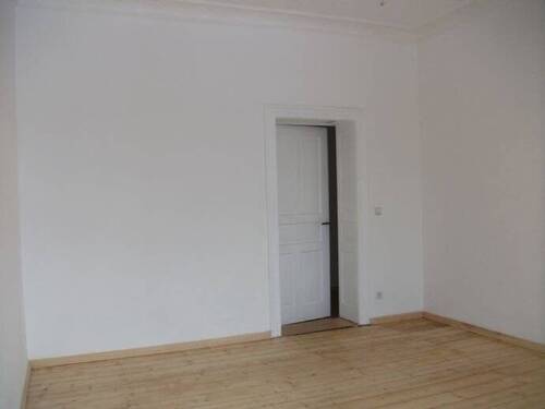 Wohnzimmer - 2 Zimmer Etagenwohnung in Chemnitz