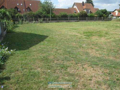 Bild 1 - Baugrundstück in Steingriff! Einfamilienhaus oder Doppelhaus möglich!
