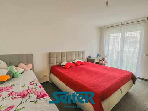 Schlafen.jpg - Etagenwohnung mit 90,00 m&sup2; in Bad Krozingen zum Kaufen