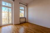 1.jpg - 2 Zimmer Etagenwohnung zum Kaufen in Berlin