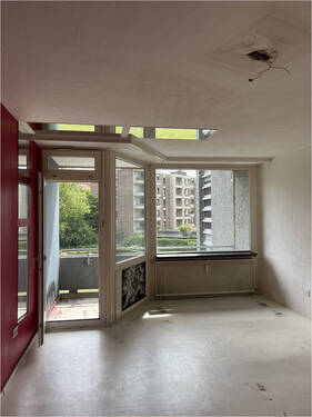 Peter Dondorf Immobilien - Leer stehende 1-Zimmer Wohnung am Rande des Aachener Zentrums!