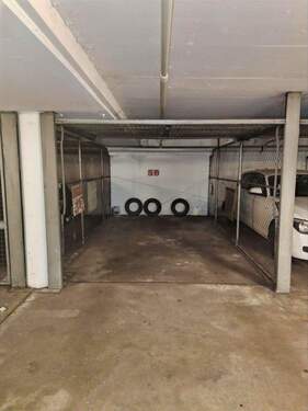 Abschließbarer Stellplatz in der Tiefgarage - 