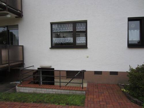 HINTERE KELLERTREPPE - 