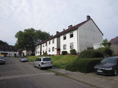 2 GEPFLEGTE WOHNHÄUSER a` JEWEILS 4 WOHNEINHEITEN - 