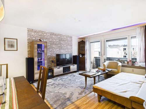 Wohnzimmer - Etagenwohnung mit 75,10 m&sup2; in Stuttgart zum Kaufen